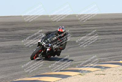 media/May-25-2025-TrackXperience (Sun) [[393a69de75]]/Level 2/Session 2 (Bowl)/